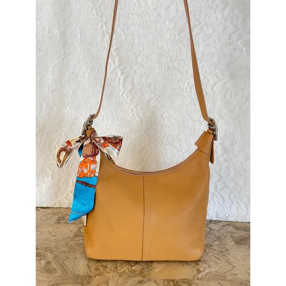 Rare Vintage Coach hobo Legacy leather small handbag 9566 very good condition - Picture 1 of 10